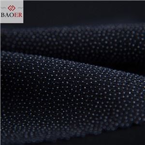 Existe-t-il des exigences particulières en matière d'entoilage dans un co...